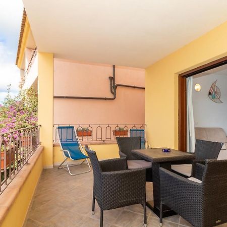 Appartamento Con Piscina 03 Trinità d'Agultu Eksteriør billede